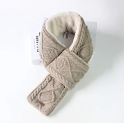 加绒交叉針織圍巾 Fleece-lined Cross Knitted Scarf