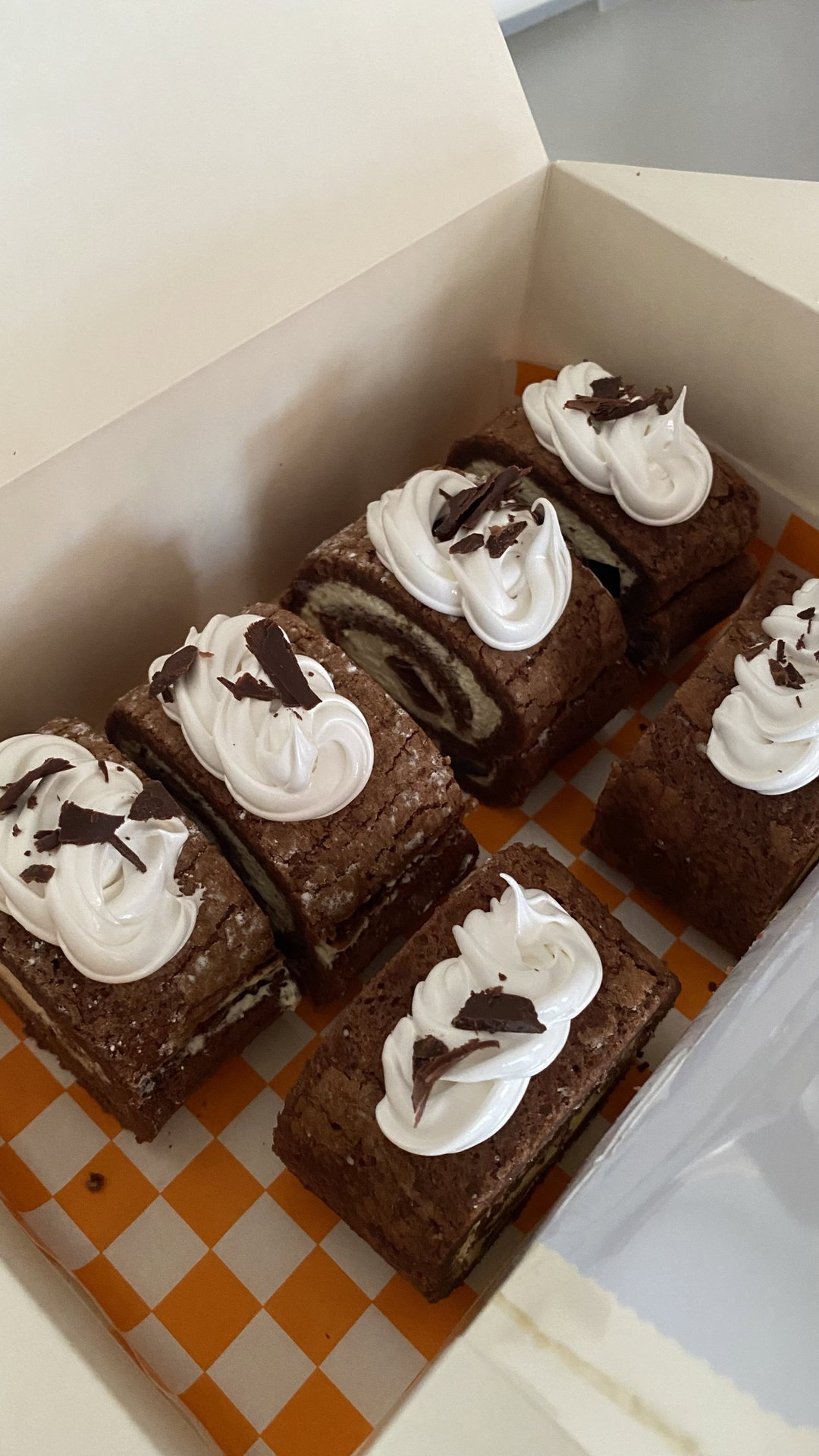 Chocolate with Coffee Jelly Cake Rolls