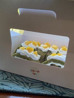 Matcha with Mangoes Cake Rolls