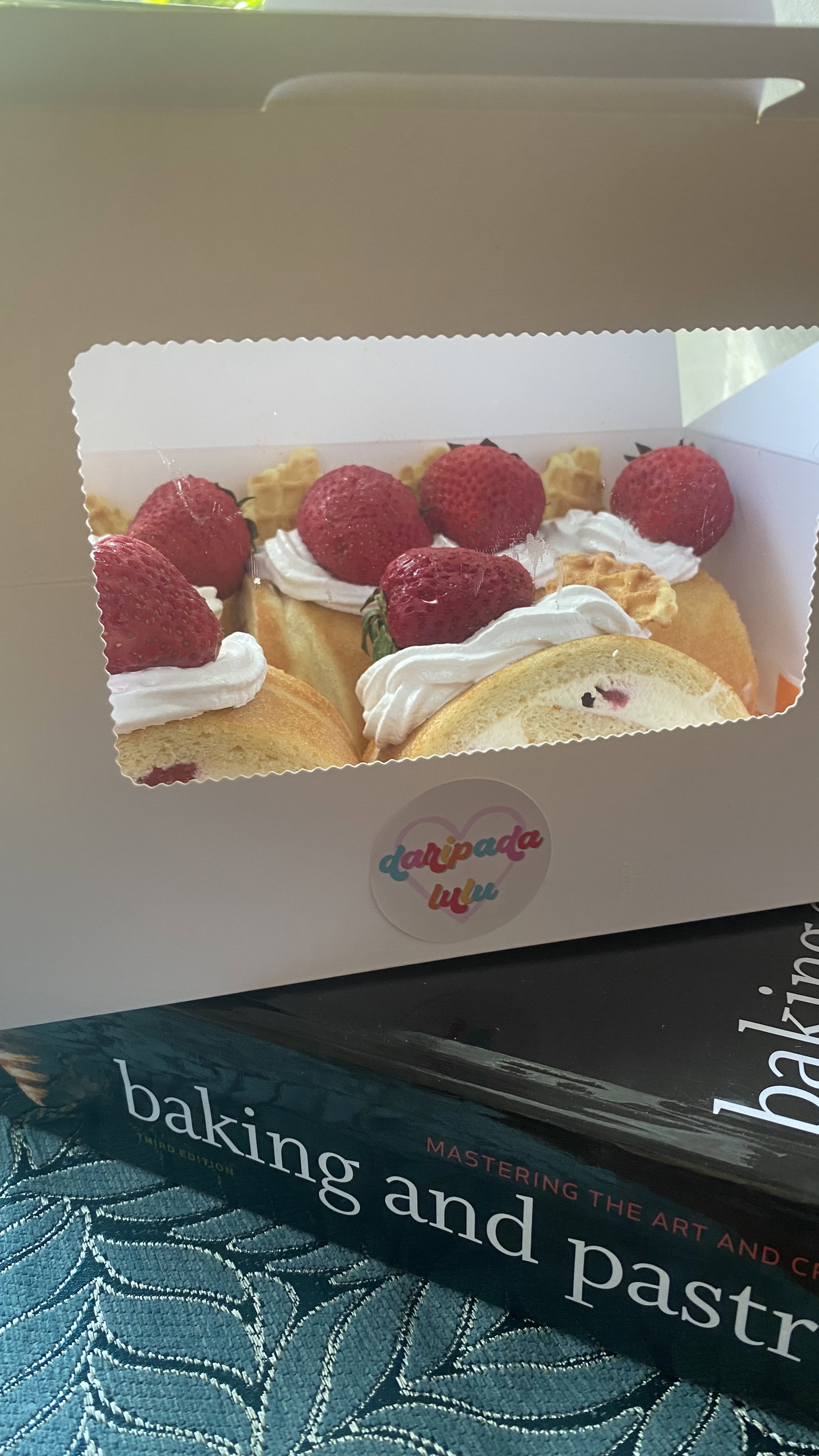 Strawberry Shortcake Cake Rolls_1