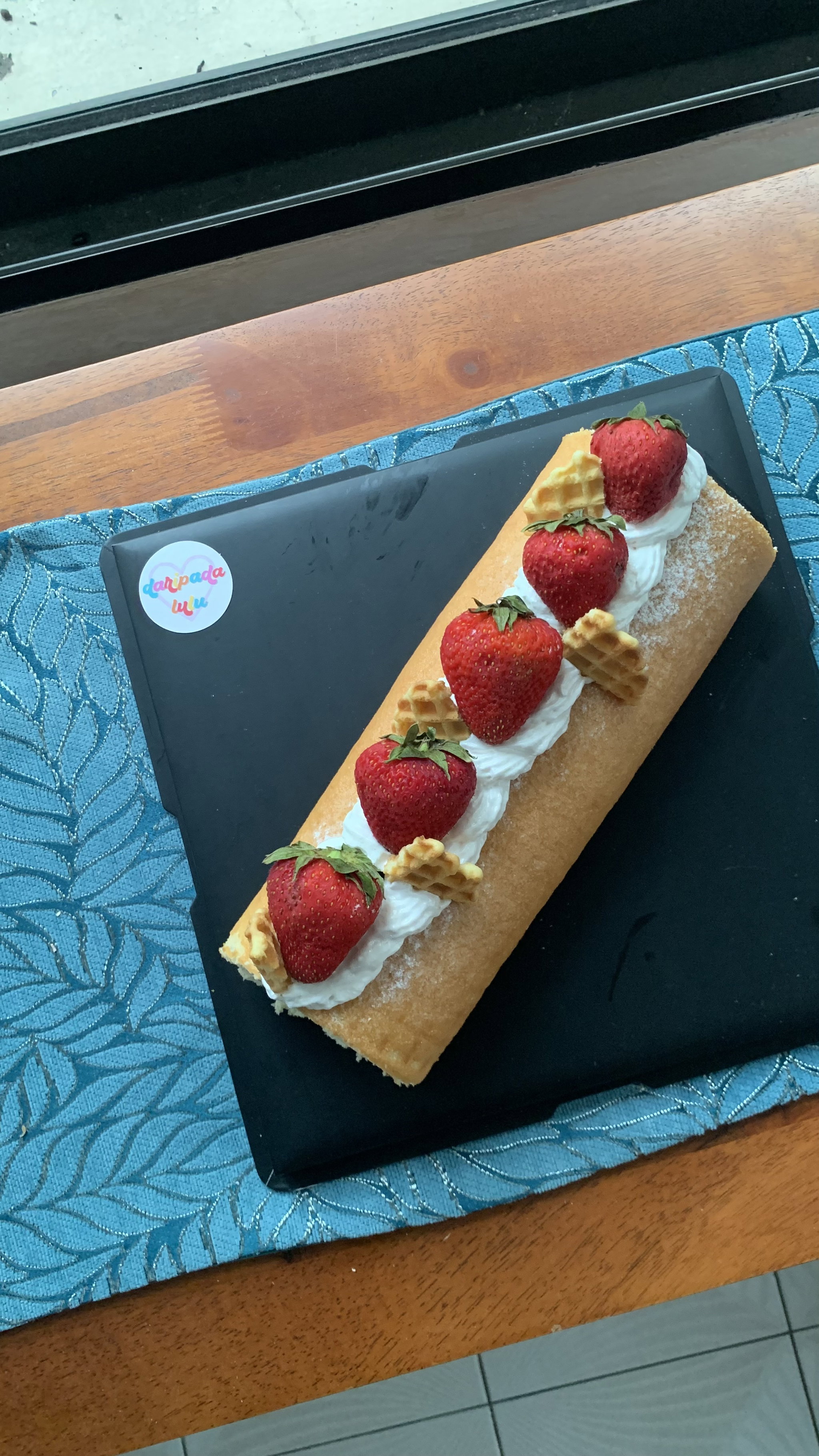 Strawberry Shortcake Cake Rolls_2