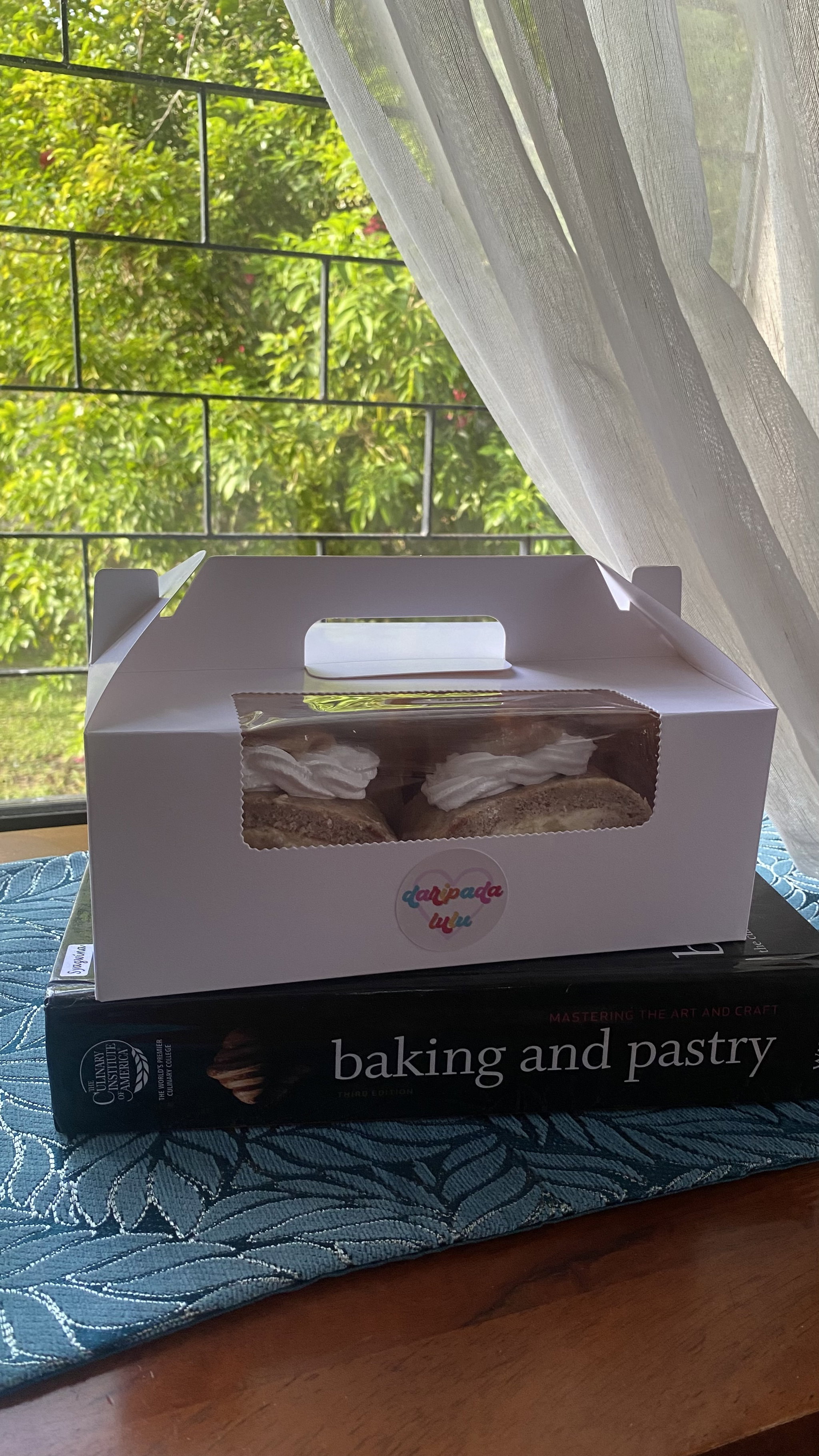 Banana Custard Cake Rolls_1