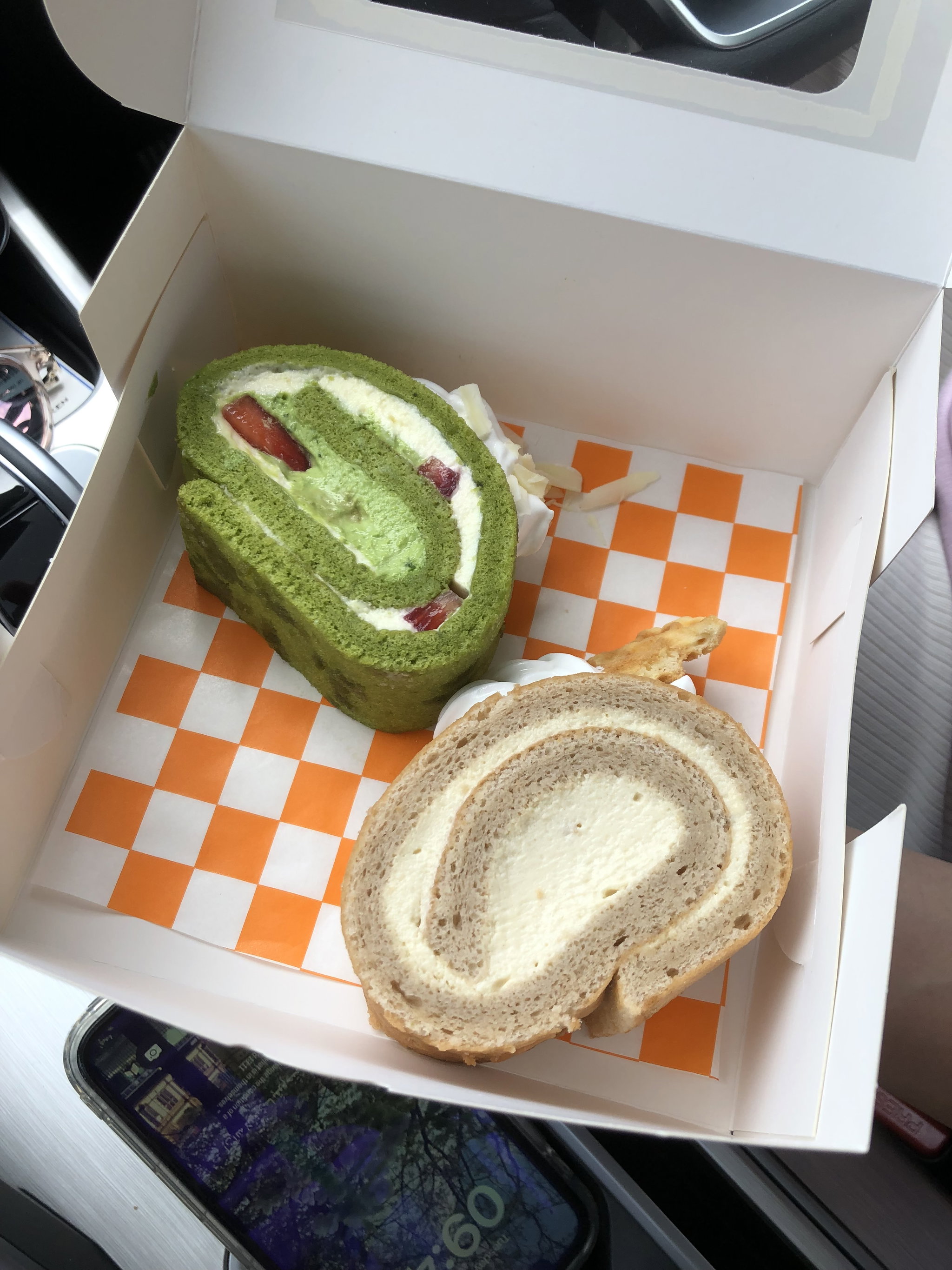 Teh Tarik Cake Rolls_1