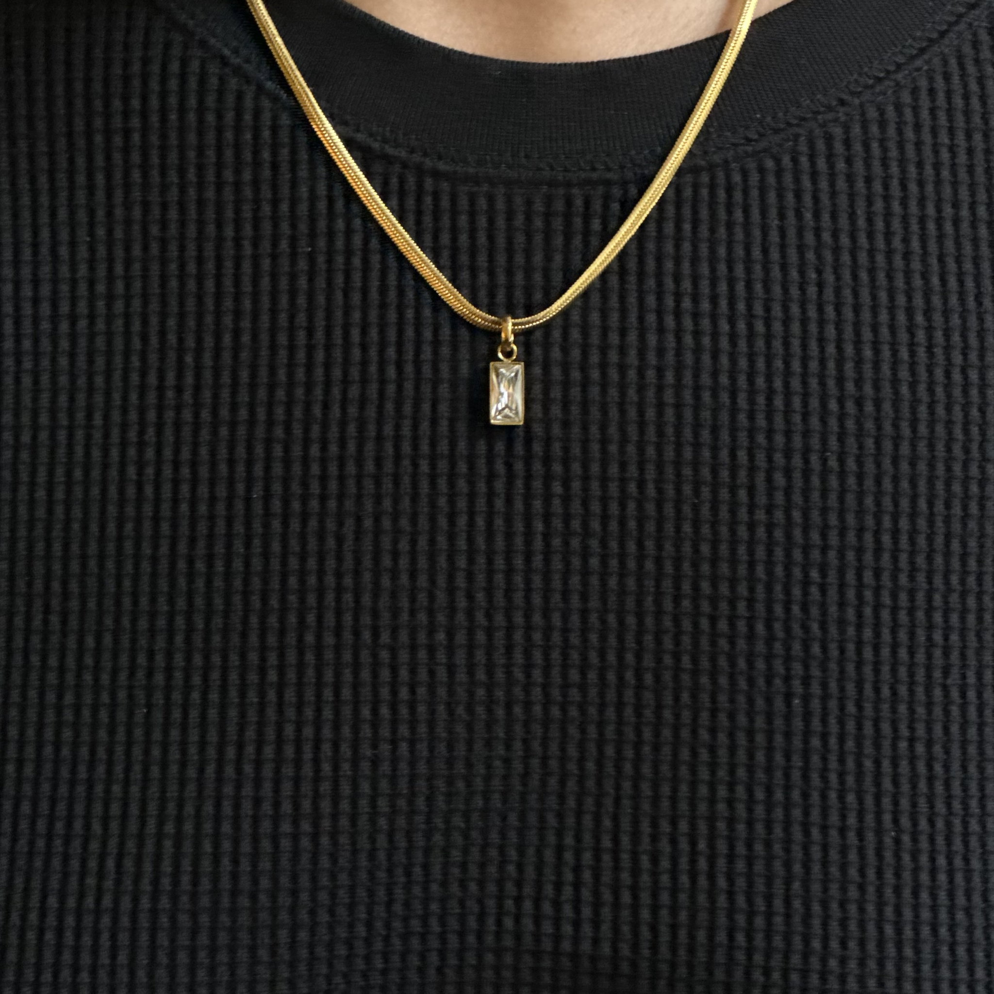 Row Pendant_0
