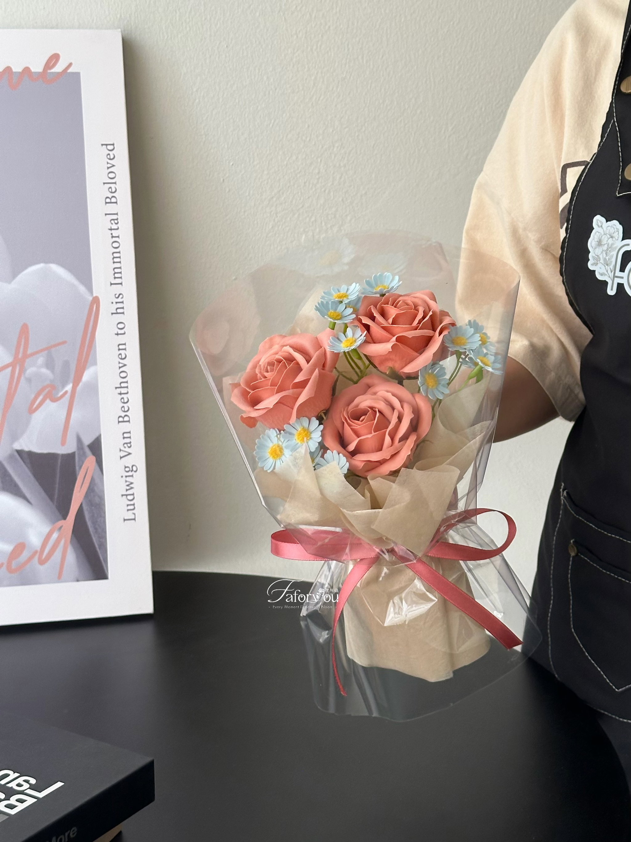 (3R019) 3 Stalk Soap Rose Daisy Bouquet _1