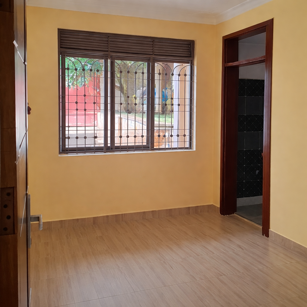2 Apartments for Rent_5