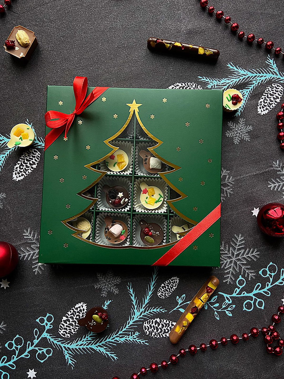 Large Chocolate Set (16 pcs)