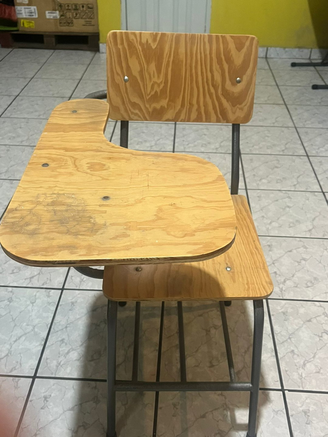 PUPITRE ESTANDAR PLYWOOD GRANDE