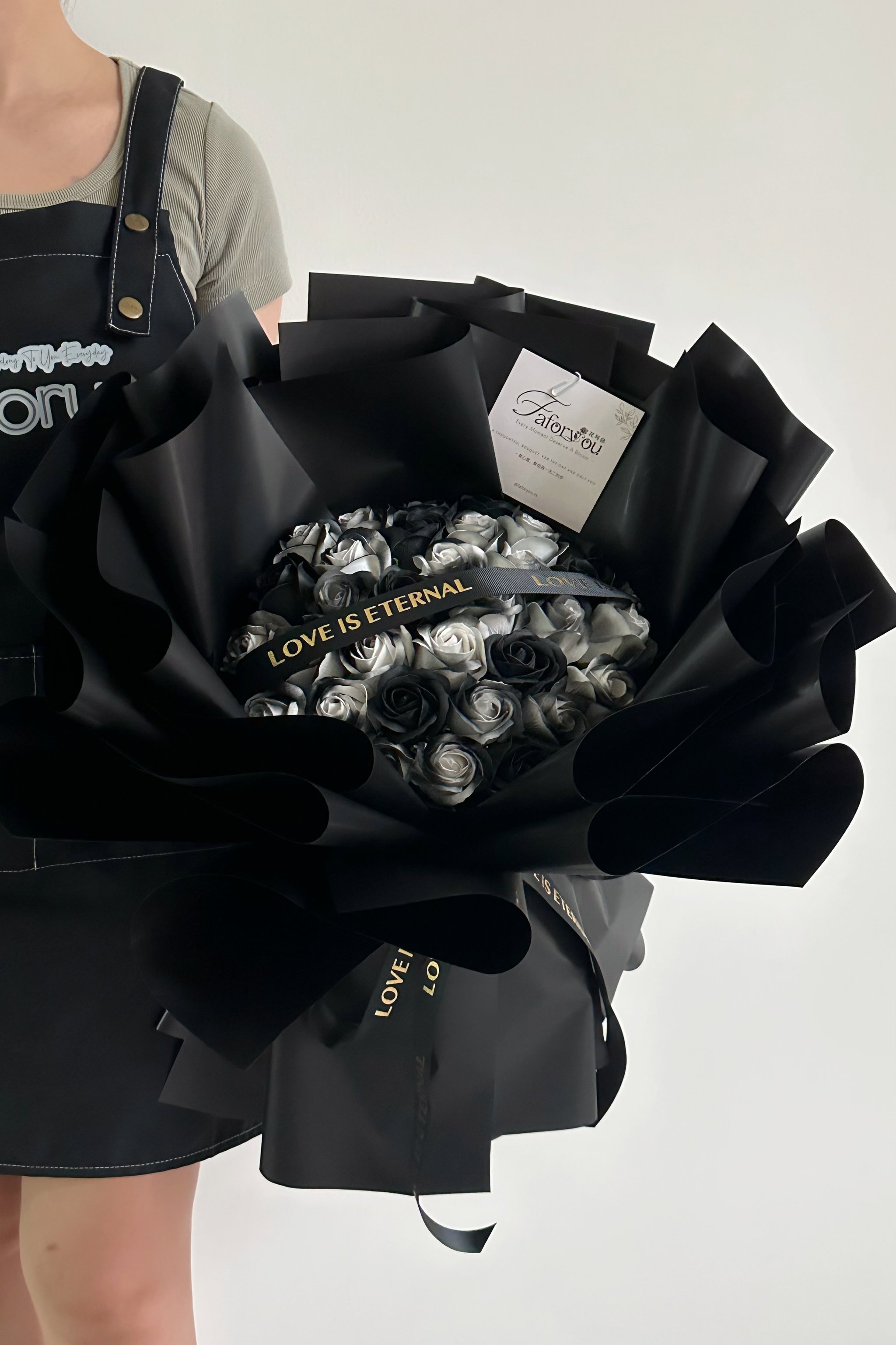 33 Stalk Soap Rose Classic Bouquet _1