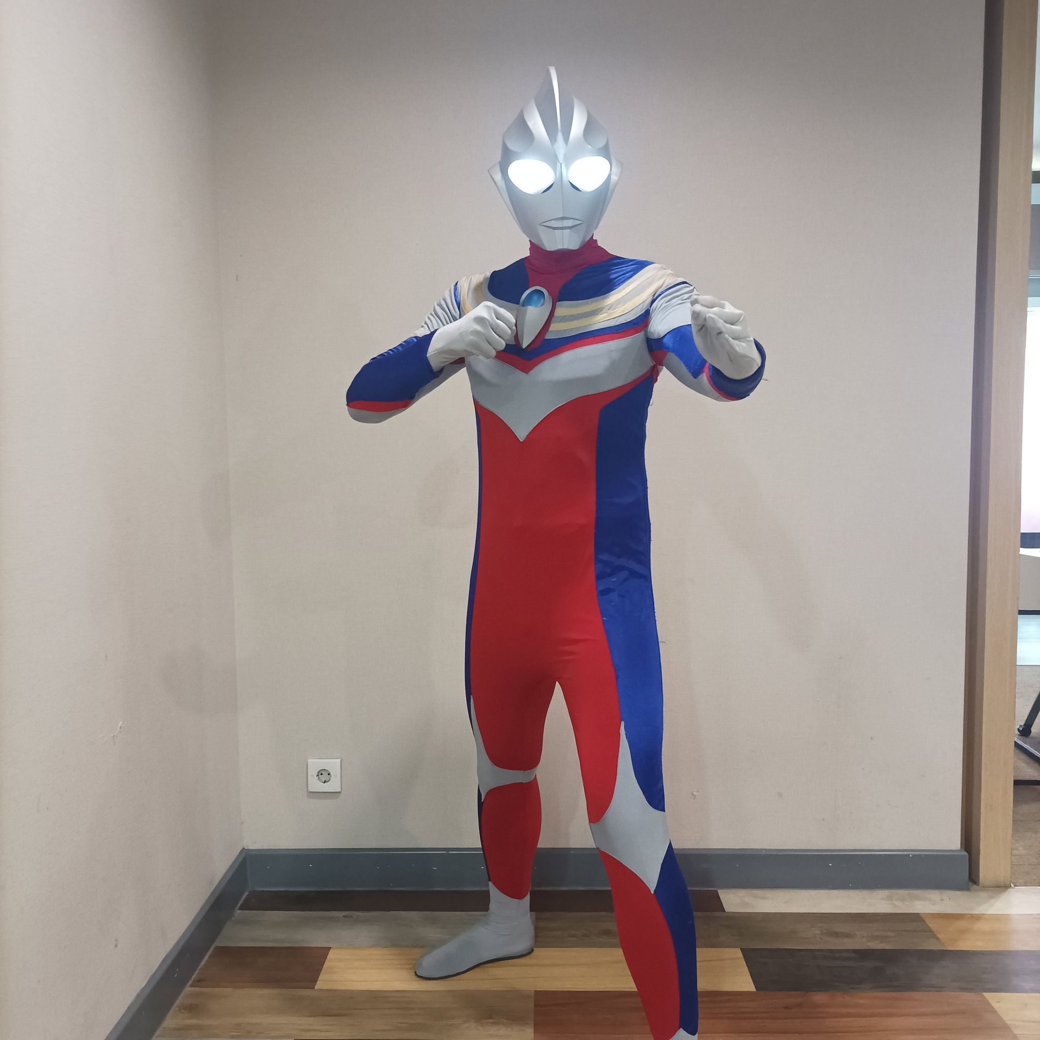 ULTRAMAN TIGA_3
