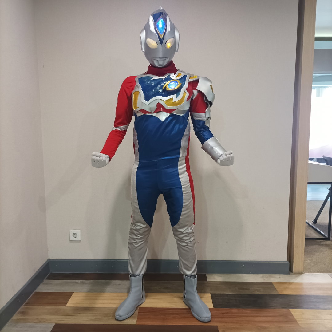 ULTRAMAN DECKER