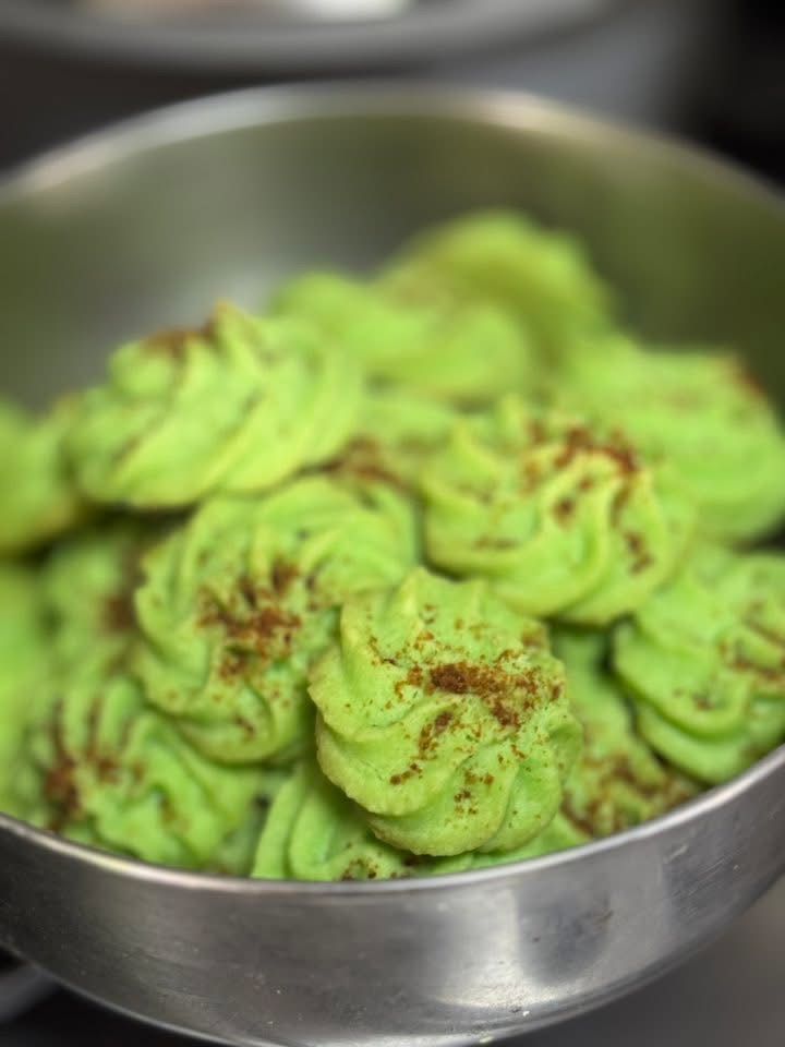 Pandan Gula Melaka Butter Cookies