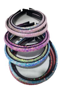 Small hair clips
