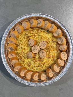 [Party Size] Cheesy Mash w Sausages