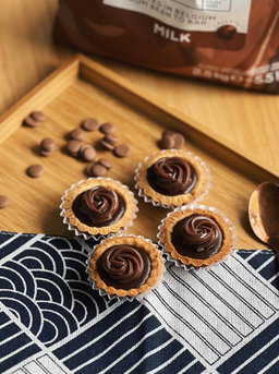 24 pcs Mini Sea Salt Chocolate Tarts 
