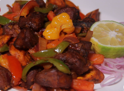 PORK 1KG (AKABENZI)