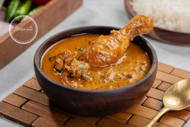 Annur Kozhi Kuzhambu