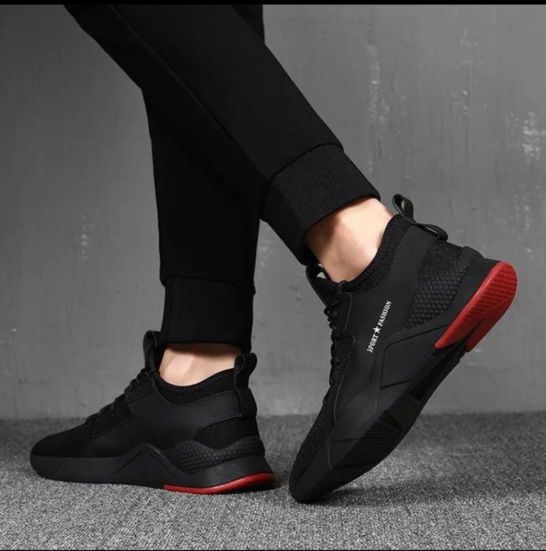 Paire de Basket "Fashion" couleur noire