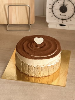 Tiramisu Basque Burnt Cheesecake