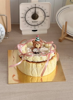 Little Ted Basque Burnt Cheesecake