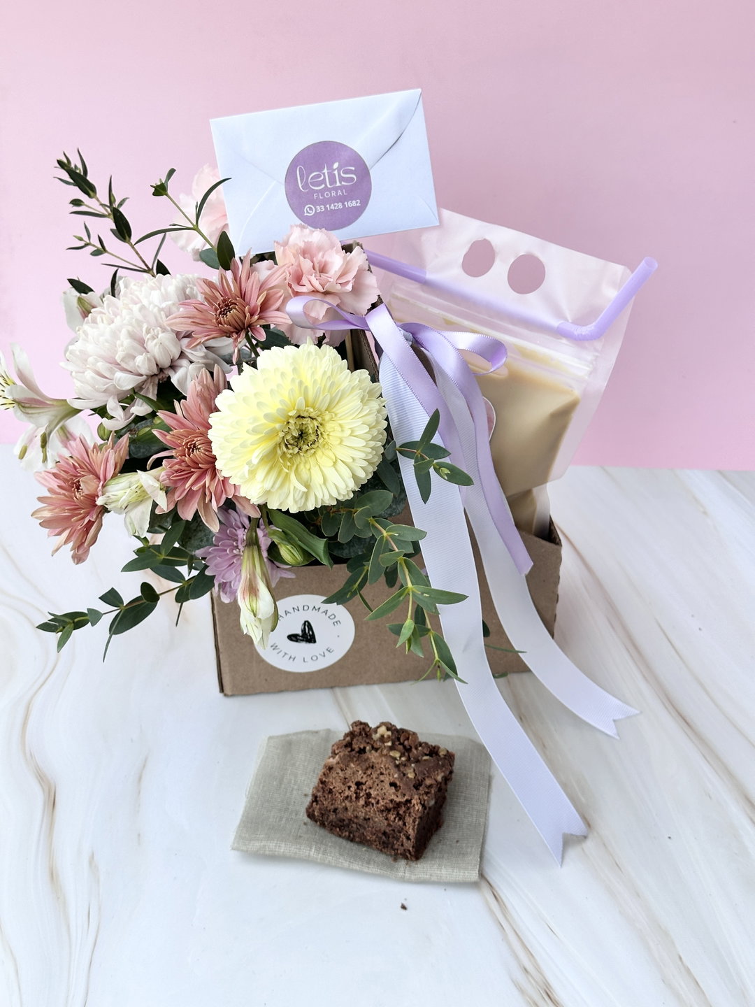 Café y flores 