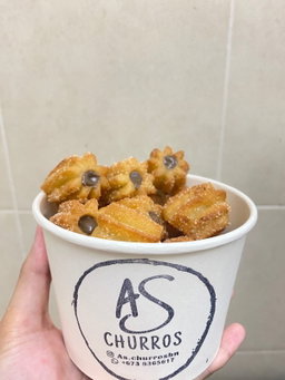 FILLED CHURROS 