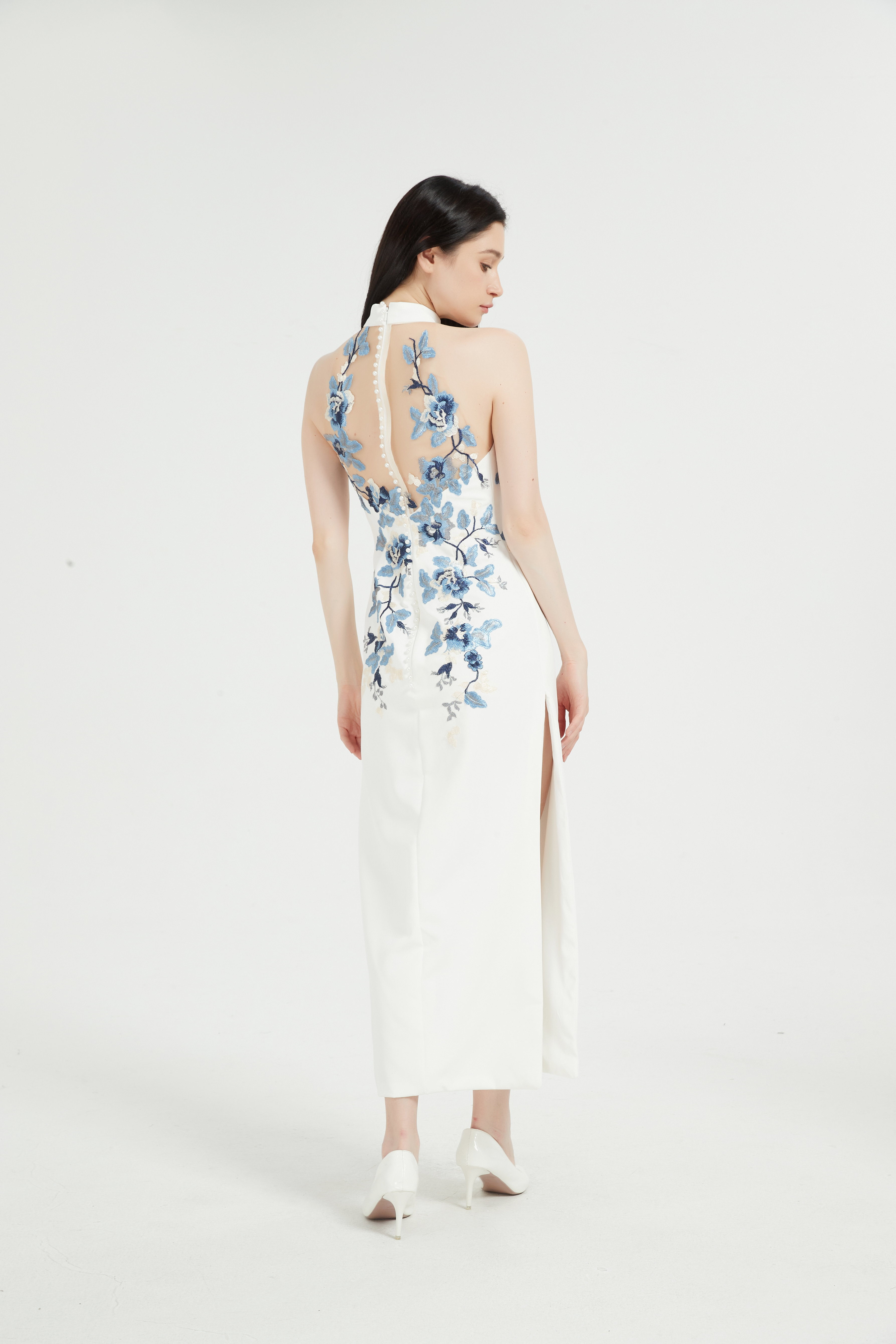 The Halter Porcelain in Midi #3_12