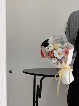 (GP025) Graduation Ping Pong Mixed Bouquet 
