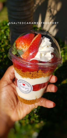 Cheesecake Parfait Cups 