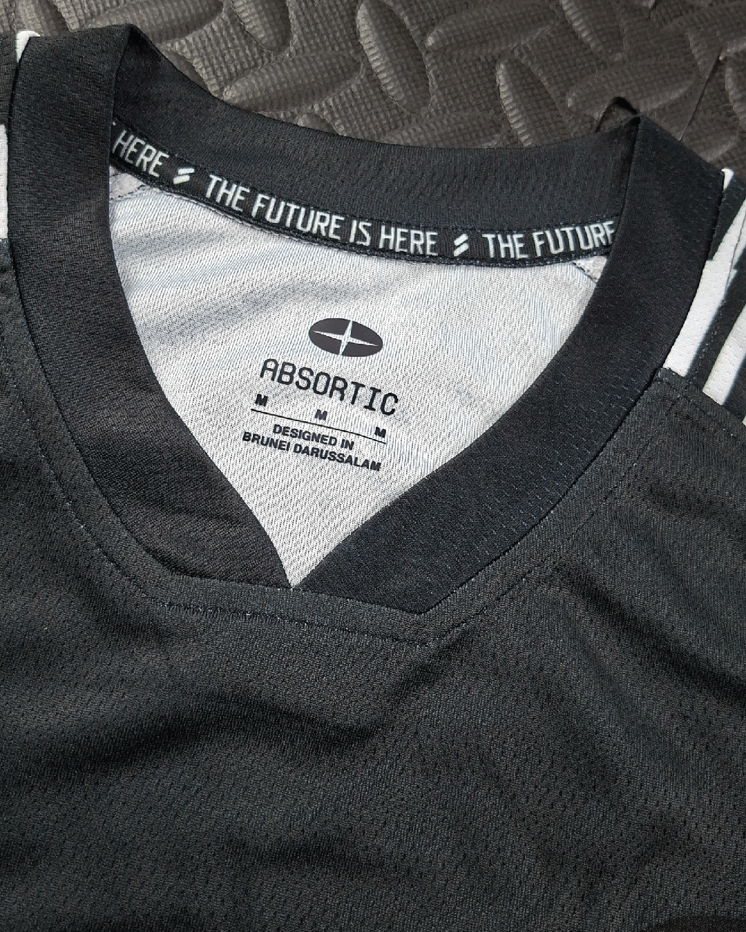 Veloc F.C. Intersect Black_2