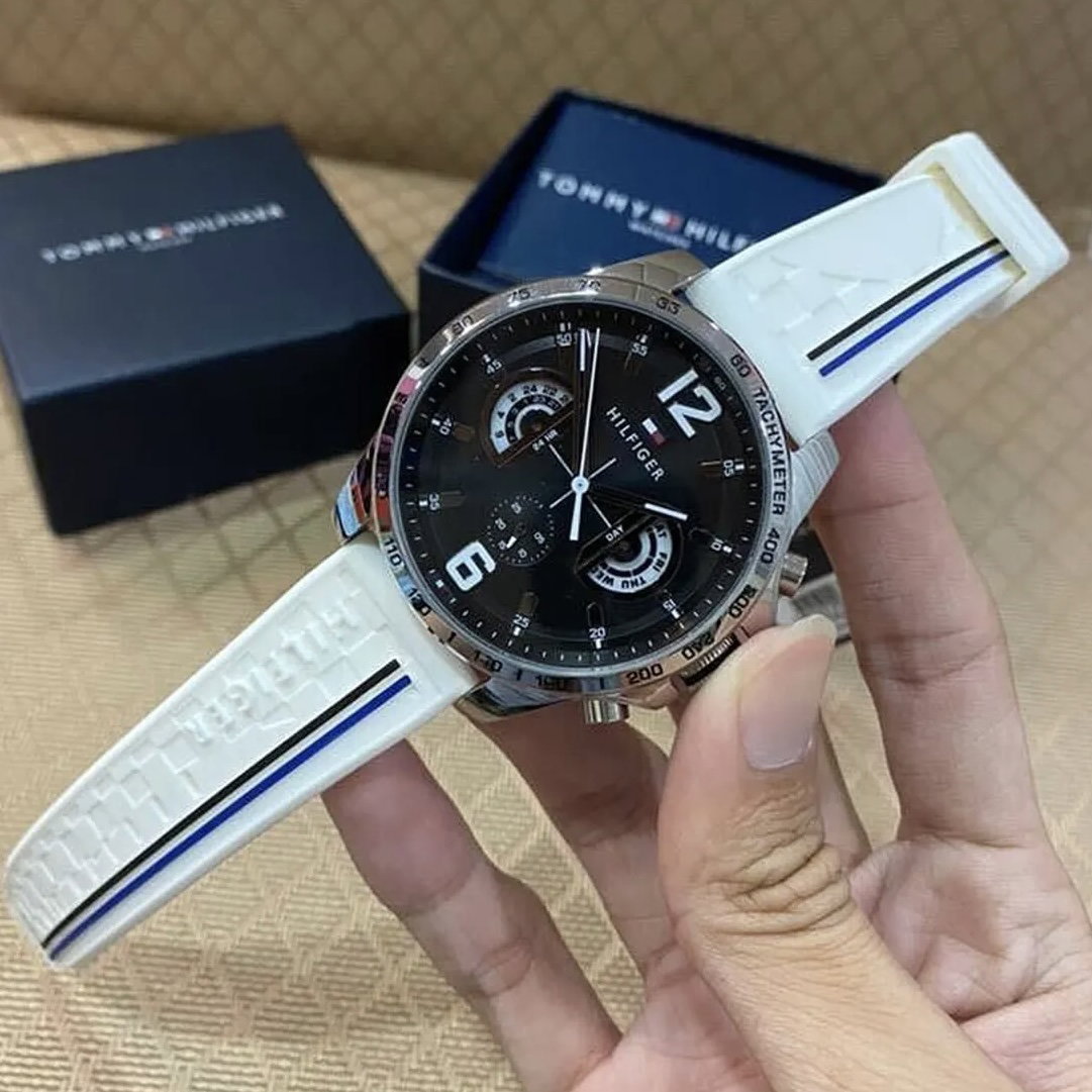 Tommy 1791475_3