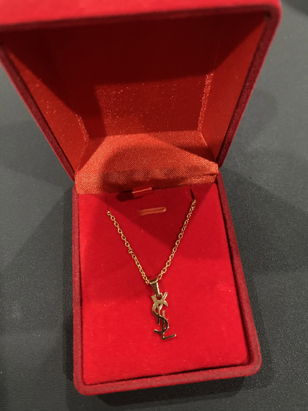 Artificial Necklace 