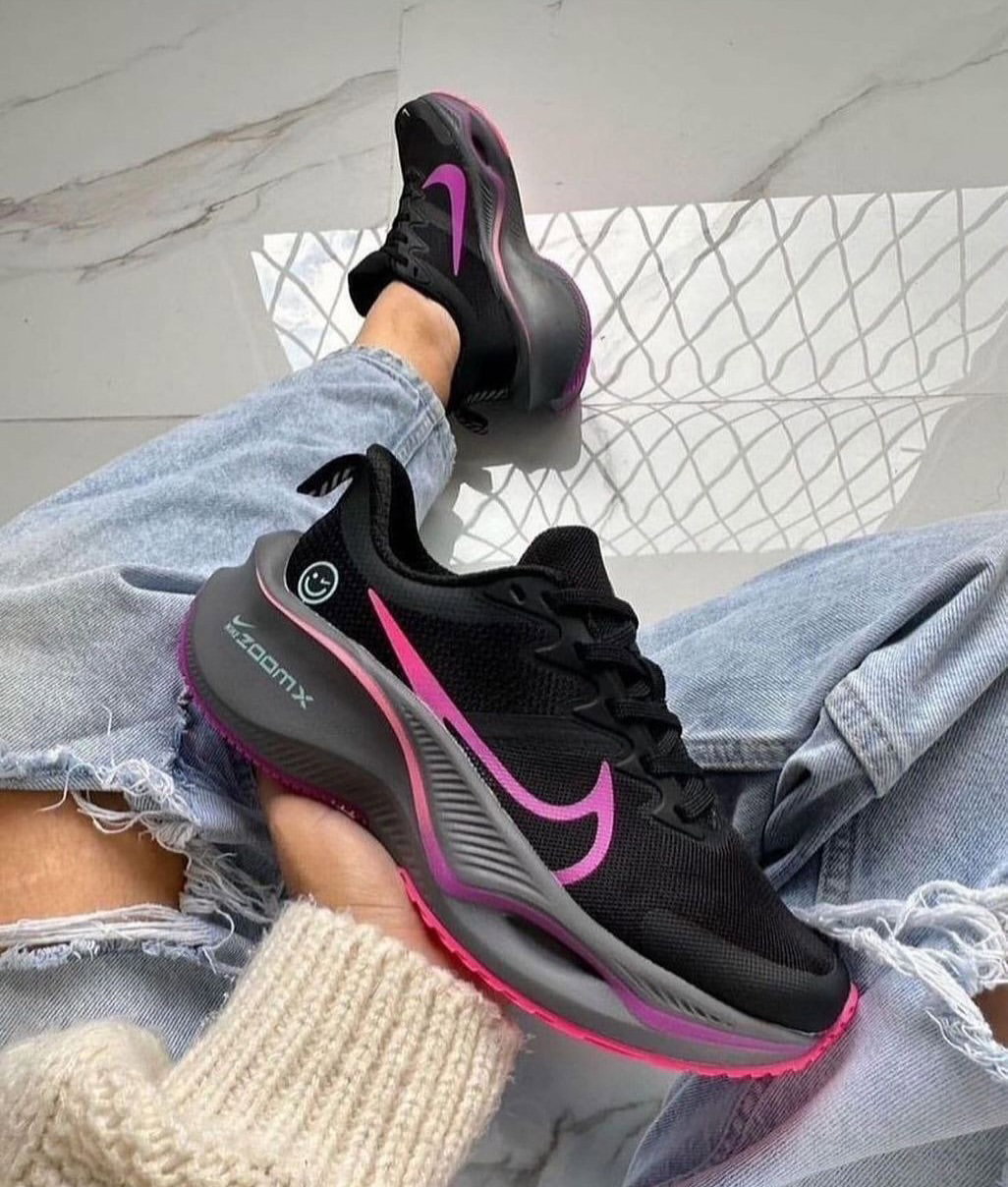 Nike ZoomX x Smiley “Black/Purple”_1