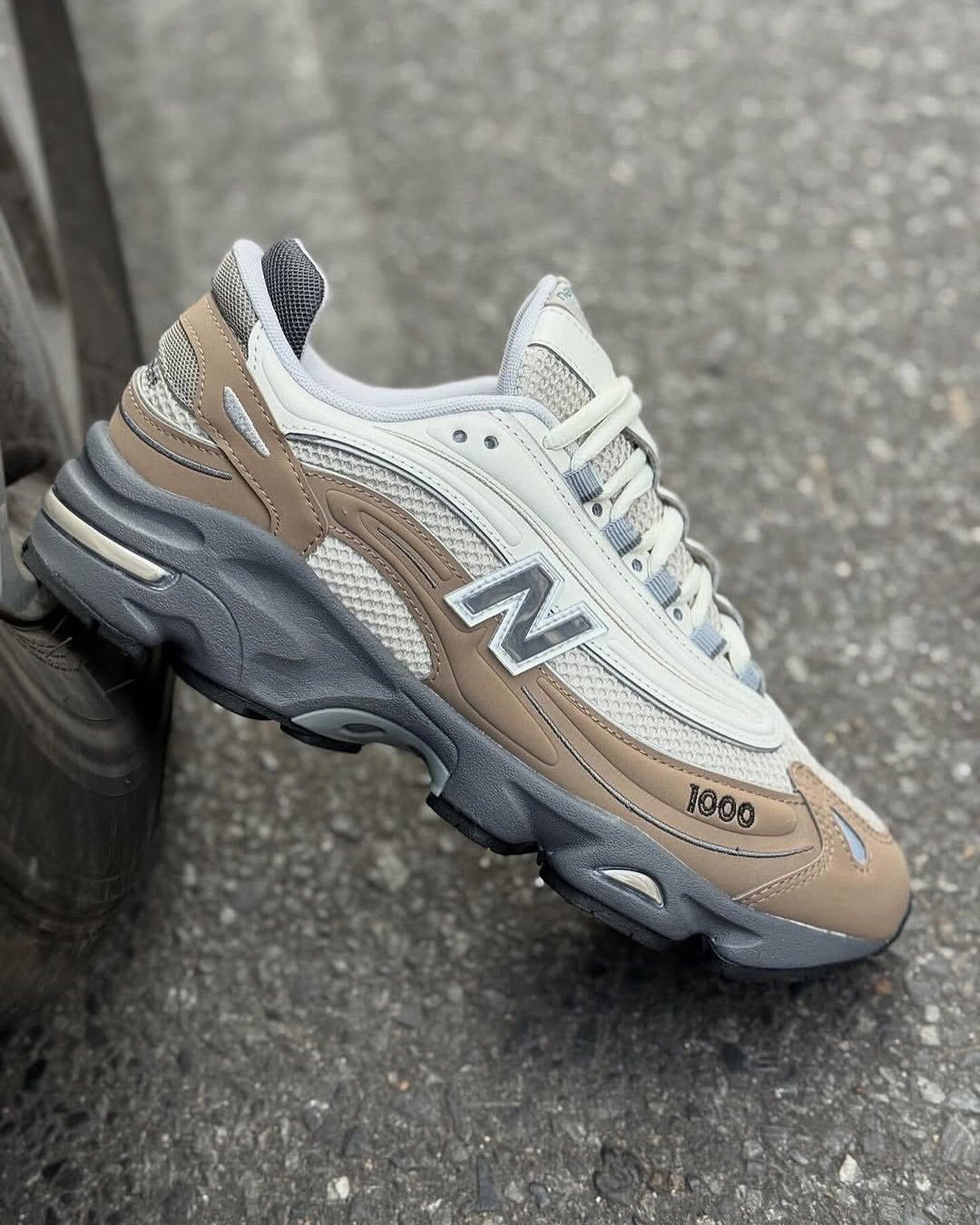 New Balance 1000 “Mushroom”_1