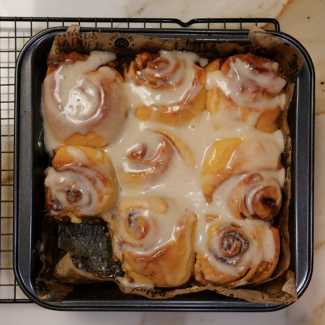 pumpkin cinnamon roll