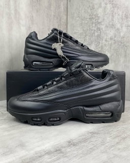 Nike x Supreme Air Max 95 Lux “Triple Black”