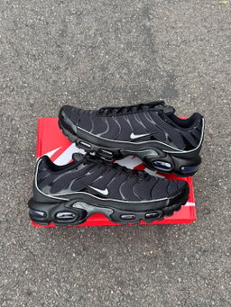 Nike Air Max Plus TN “Black Reflective”