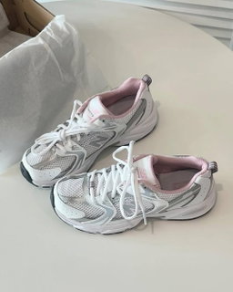 New Balance 530 “White/Silver Pink”