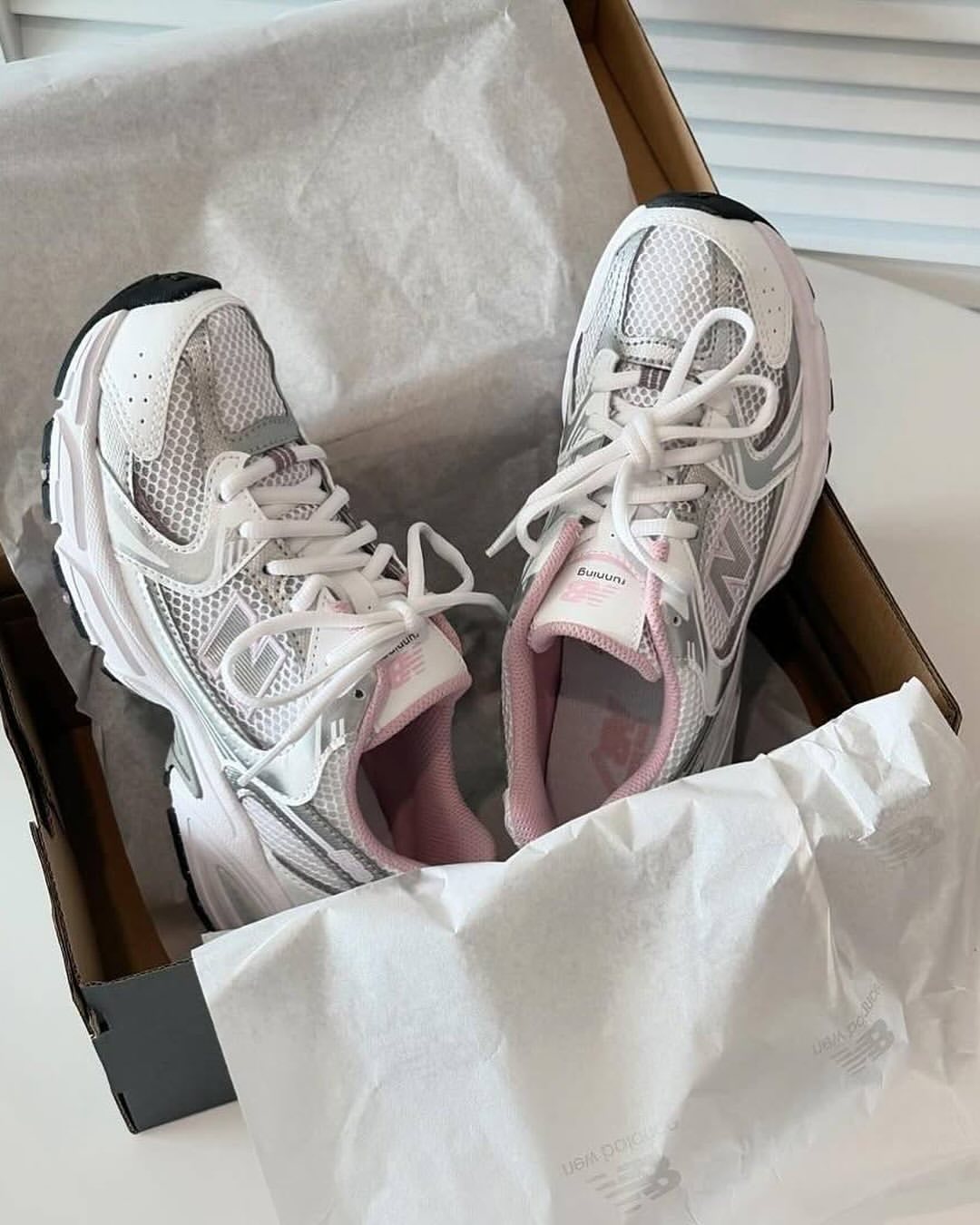 New Balance 530 “White/Silver Pink”_1