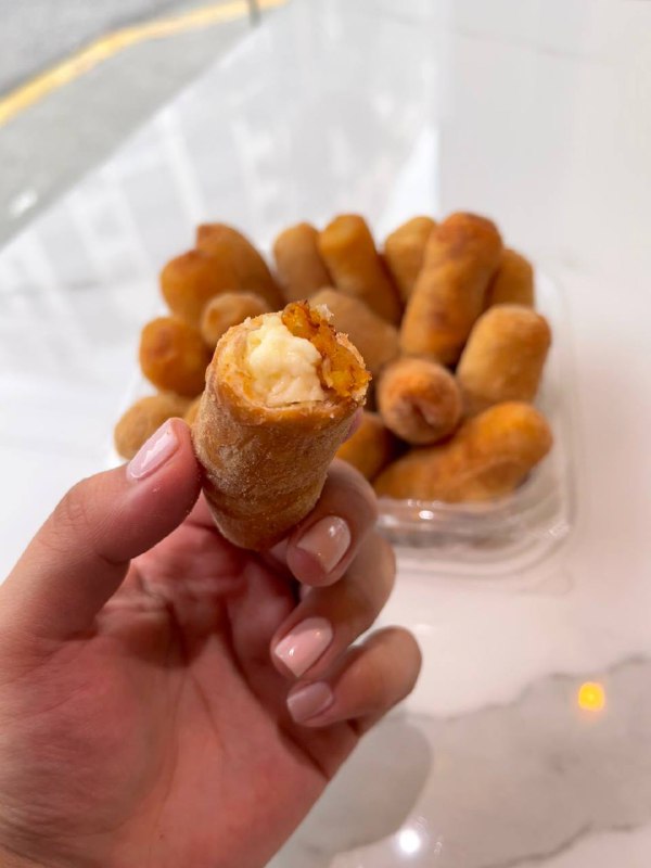 TEQUEÑOS PLATANO Y QUESO