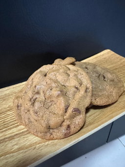 Large Chocolate Chip Cookies
