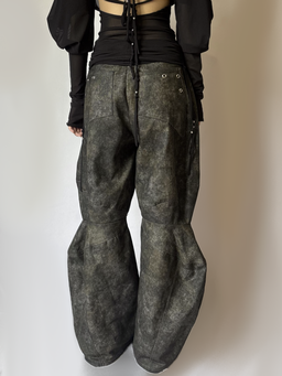 Arc structure pants 
