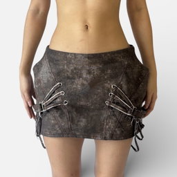 Formé harness skirt