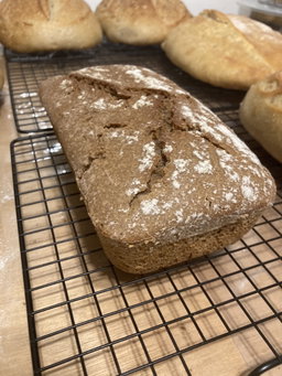 Sourdough Rye Bread לחם מחמצת שיפון