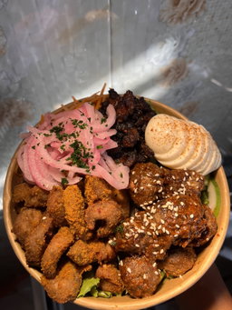 Kpakposhito pork sausage in salad(Tuesday- Friday)