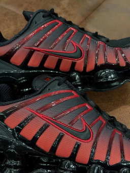 Nike Shox TL “Bred Colorway” 🖤❤️