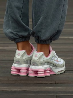 Nike x Supreme Shox Ride 2 SP “White/Pink” 🤍💗