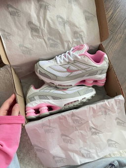 Nike x Supreme Shox Ride 2 SP “White/Pink” 🤍💗