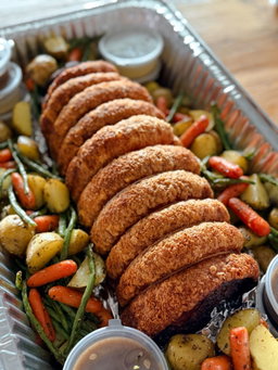 🔥 Best Seller | 3.5kg Lechon Belly with roasted vegetables (Good for 12-14pax)