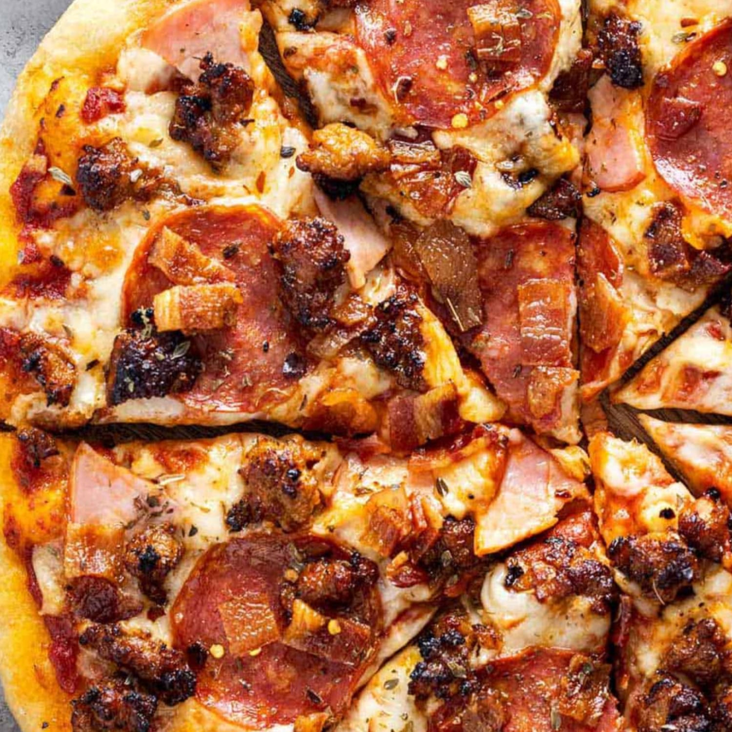 Carnivore Pizza_0